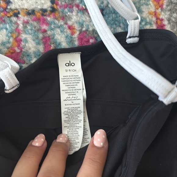 ALO Yoga streamline tennis dress black with White Trim - Picture 3 of 3